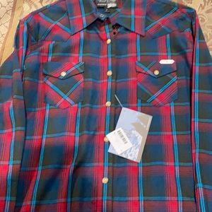 NWT Women’s Large Panhandle pearl snap